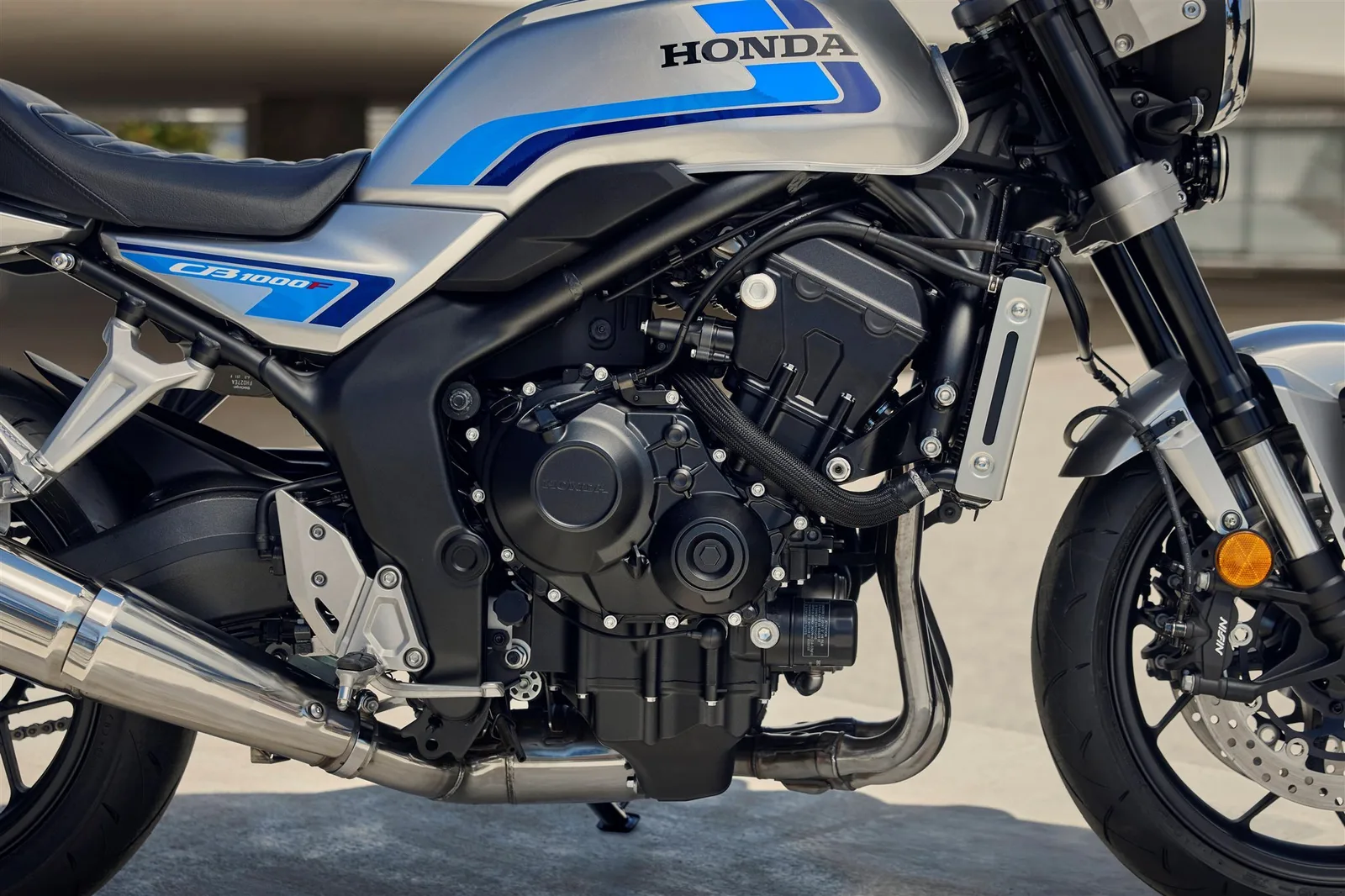 Honda CB1000F Lieferbar ca. KW49/2026 -- 6 Jahre Garantie\* --