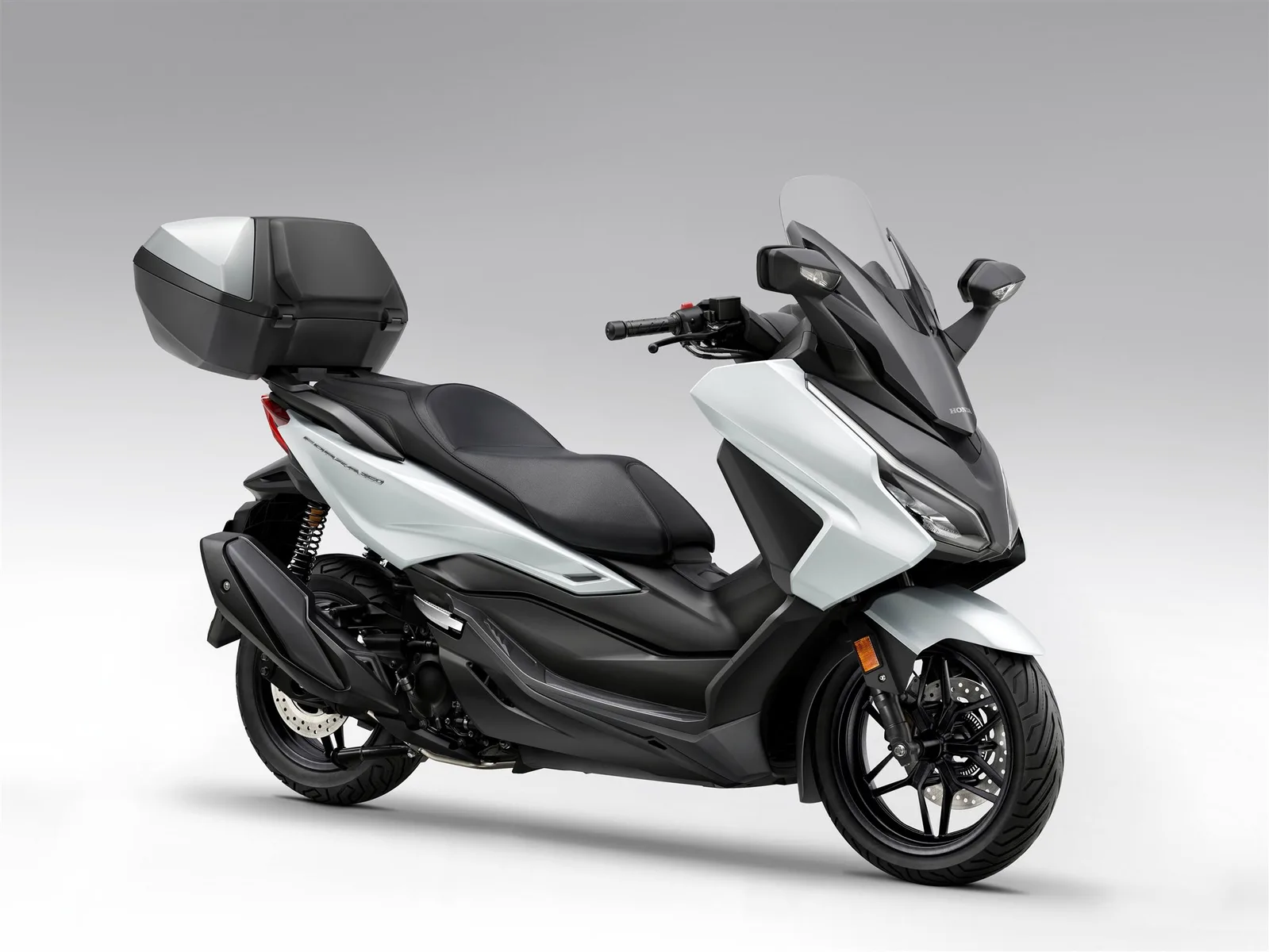 Honda Forza 350 -- 6 Jahre Garantie\* -- Sofort Lieferbar