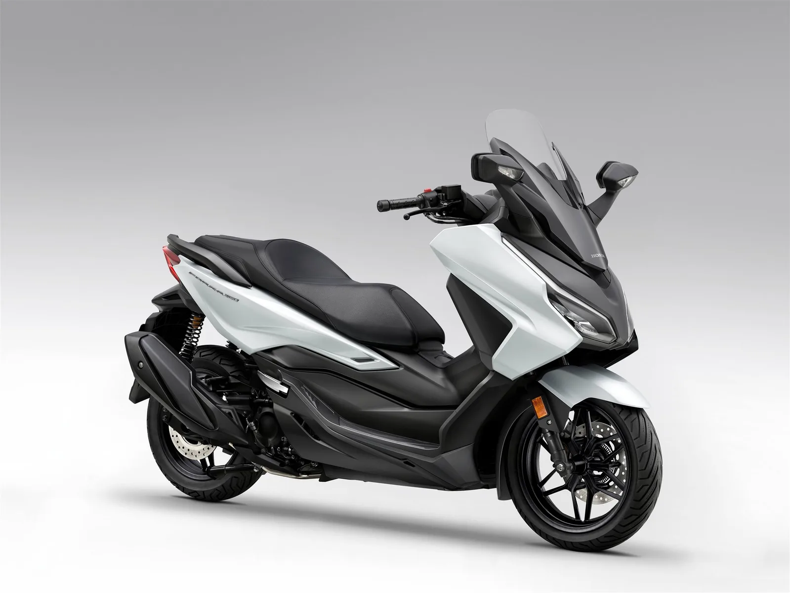 Honda Forza 350 -- 6 Jahre Garantie\* -- Sofort Lieferbar