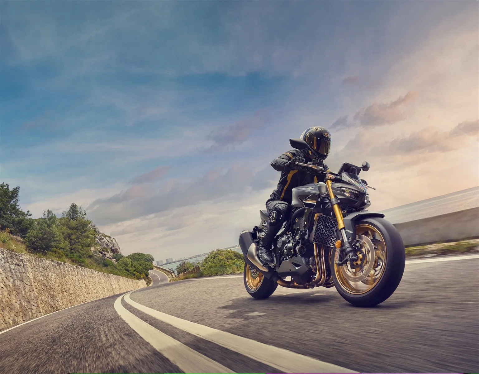 Honda CB1000 Hornet SP Lieferbar ca. KW39/2026 -- 6 Jahre Garantie\* --