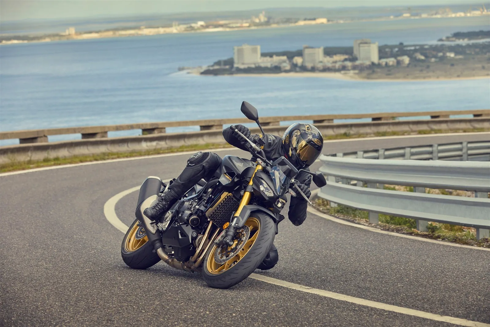 Honda CB1000 Hornet SP Lieferbar ca. KW39/2026 -- 6 Jahre Garantie\* --