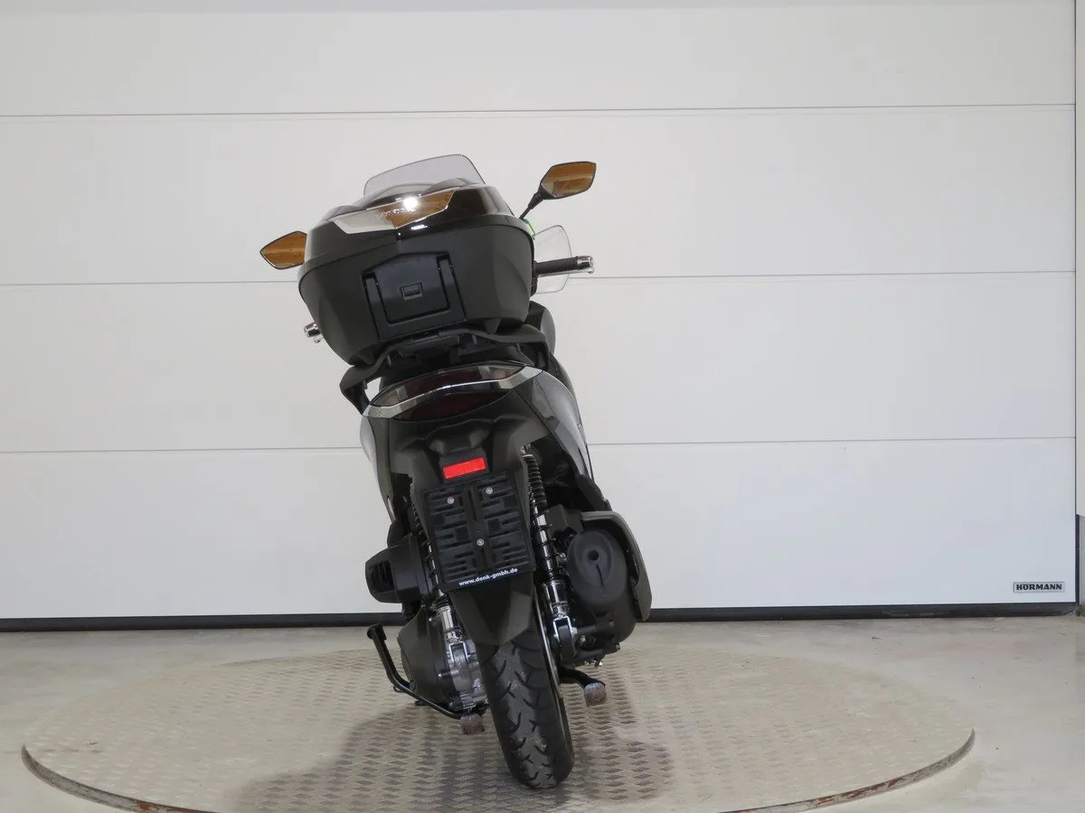 Honda SH350i