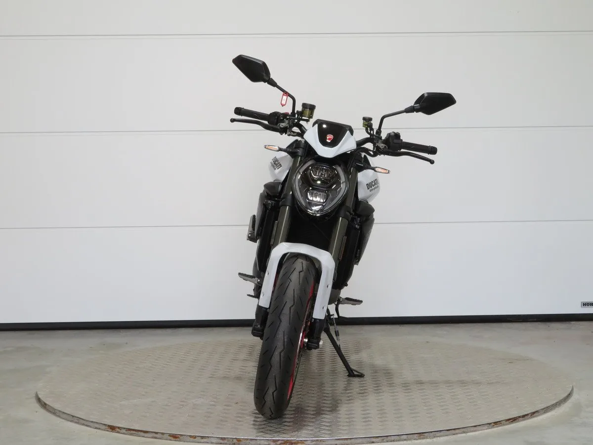 Ducati Monster + PLUS