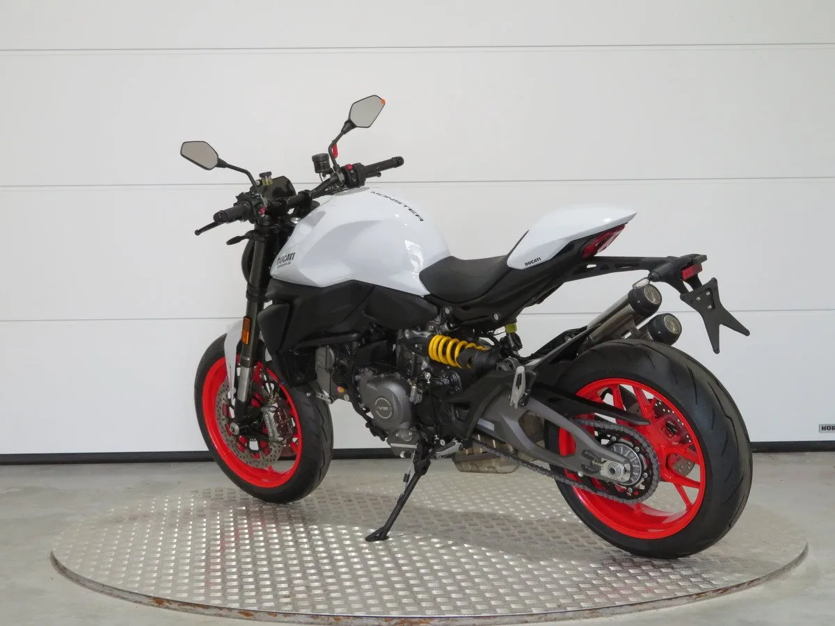 Ducati Monster + PLUS