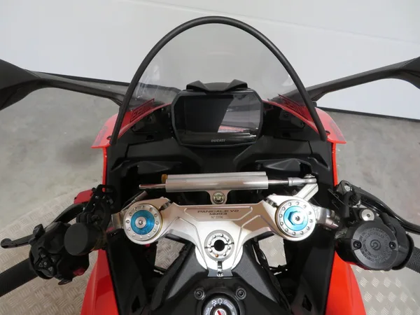 Ducati Panigale V2 MM93