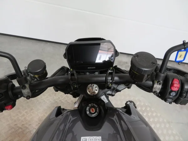 Ducati Monster PLUS SPORT