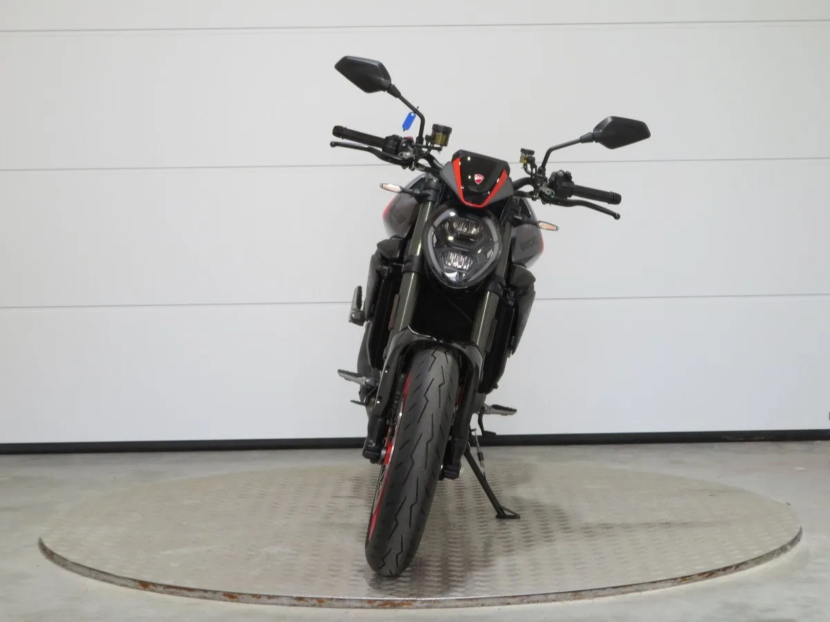 Ducati Monster PLUS SPORT