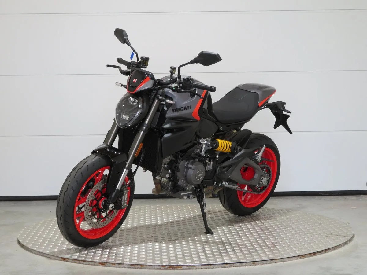 Ducati Monster PLUS SPORT