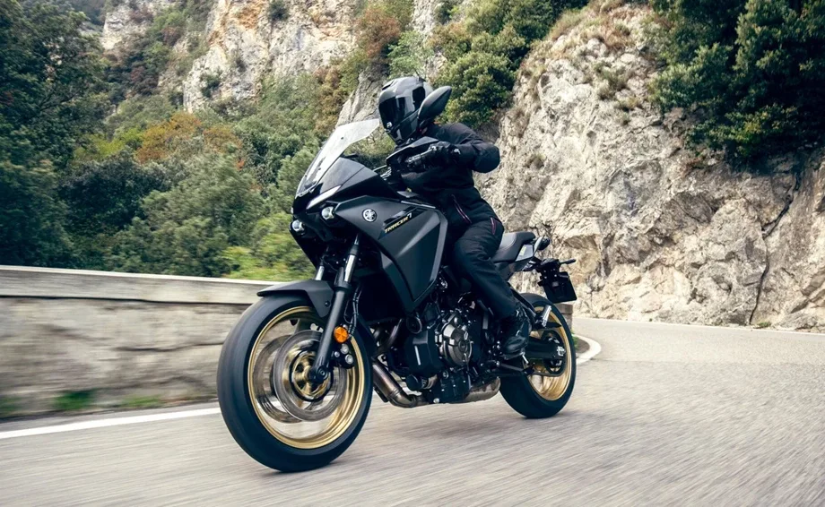Yamaha Tracer 7, MY 2024 - Midnight Black