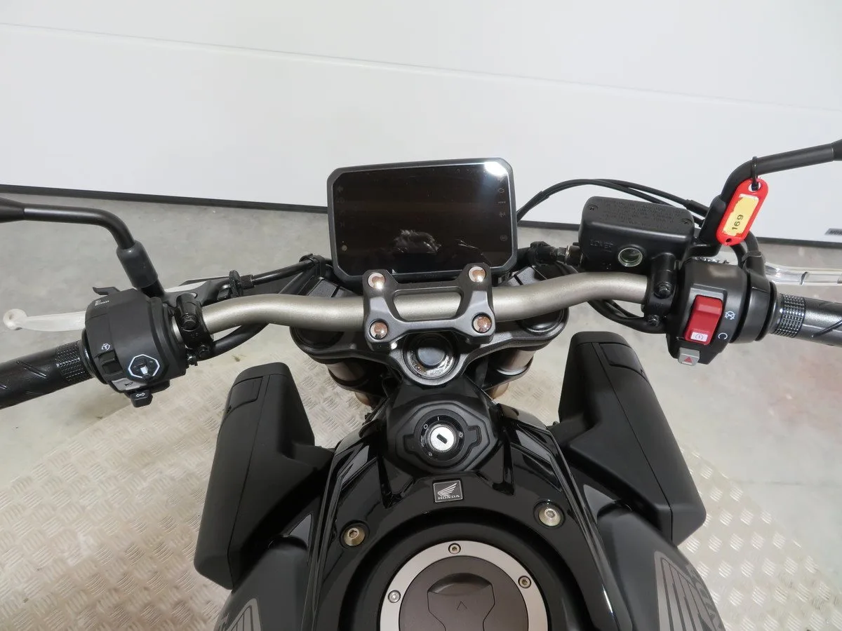 Honda CB650R