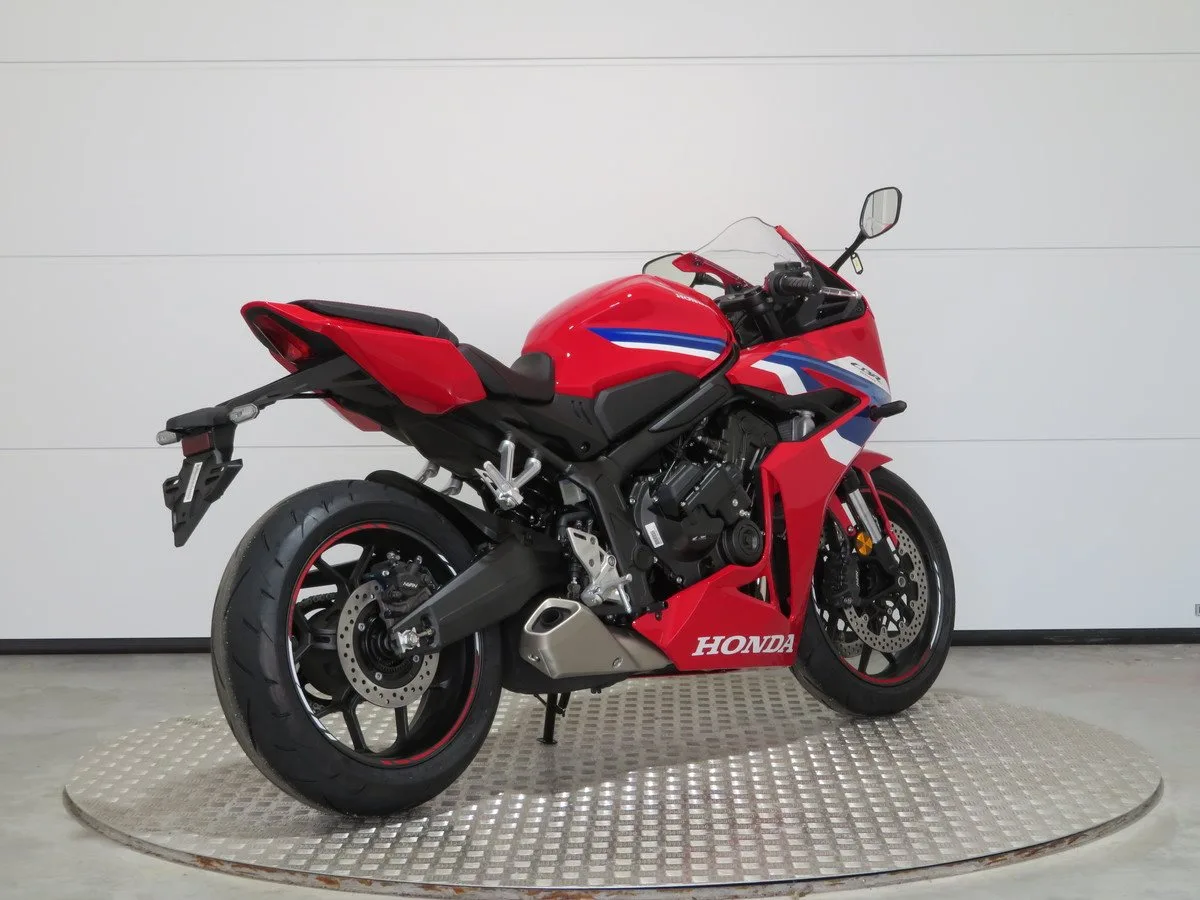 Honda CBR650R