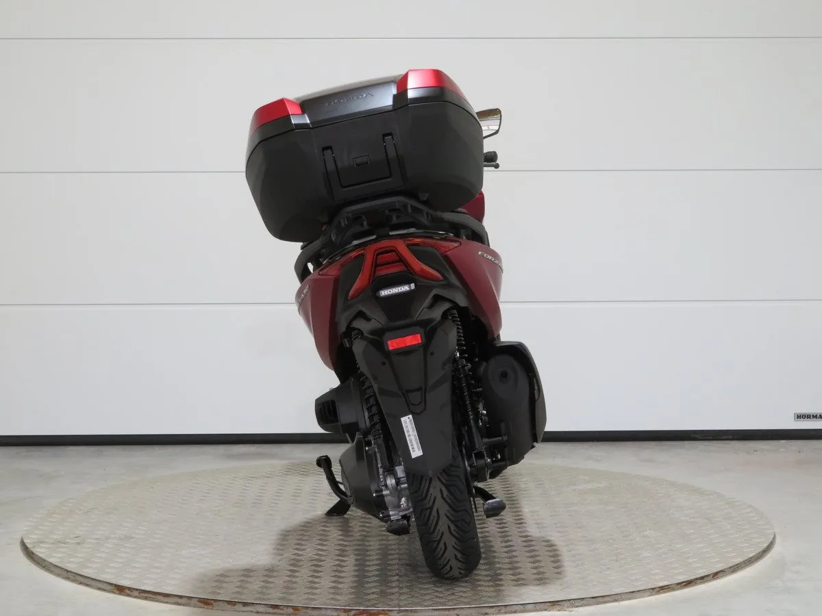 Honda Forza 350 NSS 350