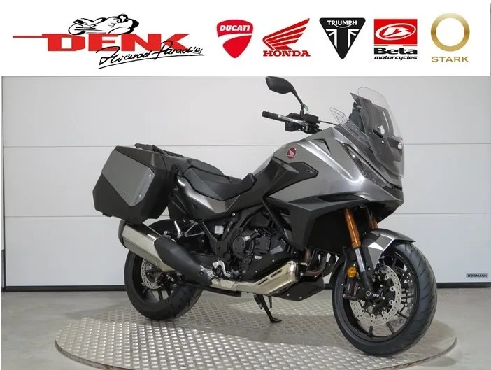 Honda NT1100 DCT Electronic Suspension