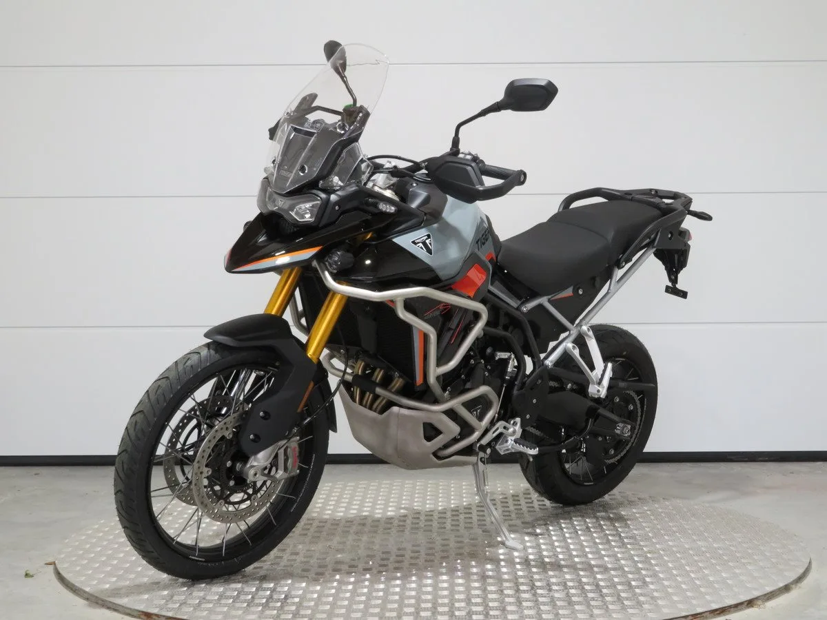 Triumph Tiger 900 Desert Edition