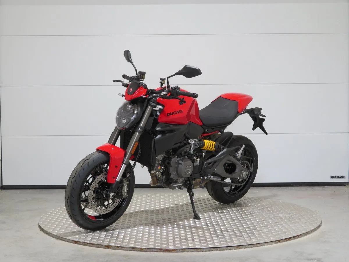 Ducati Monster + PLUS