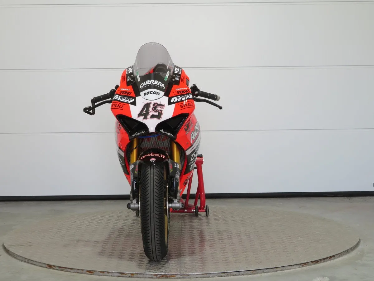 Ducati Panigale V2 Bayliss 1st Championship 20th Anniversary