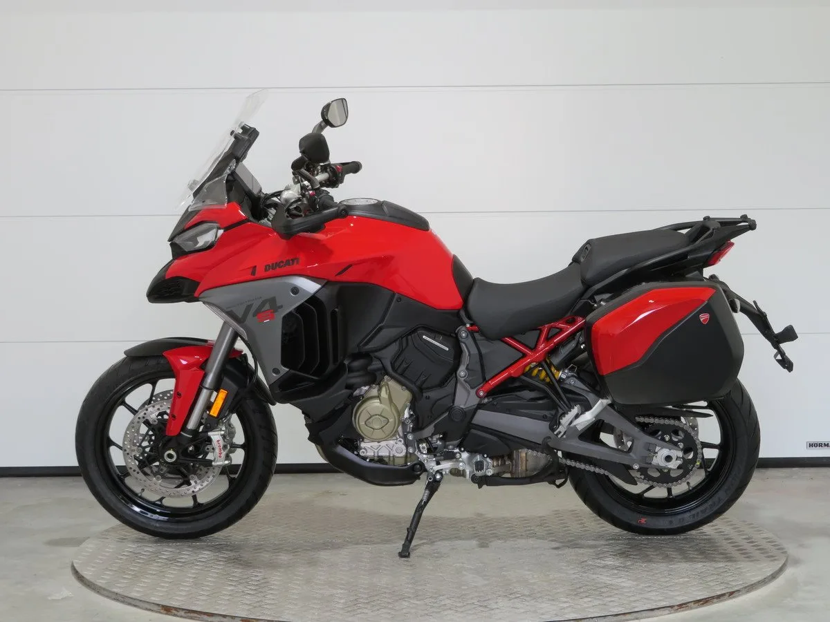 Ducati Multistrada V4 S