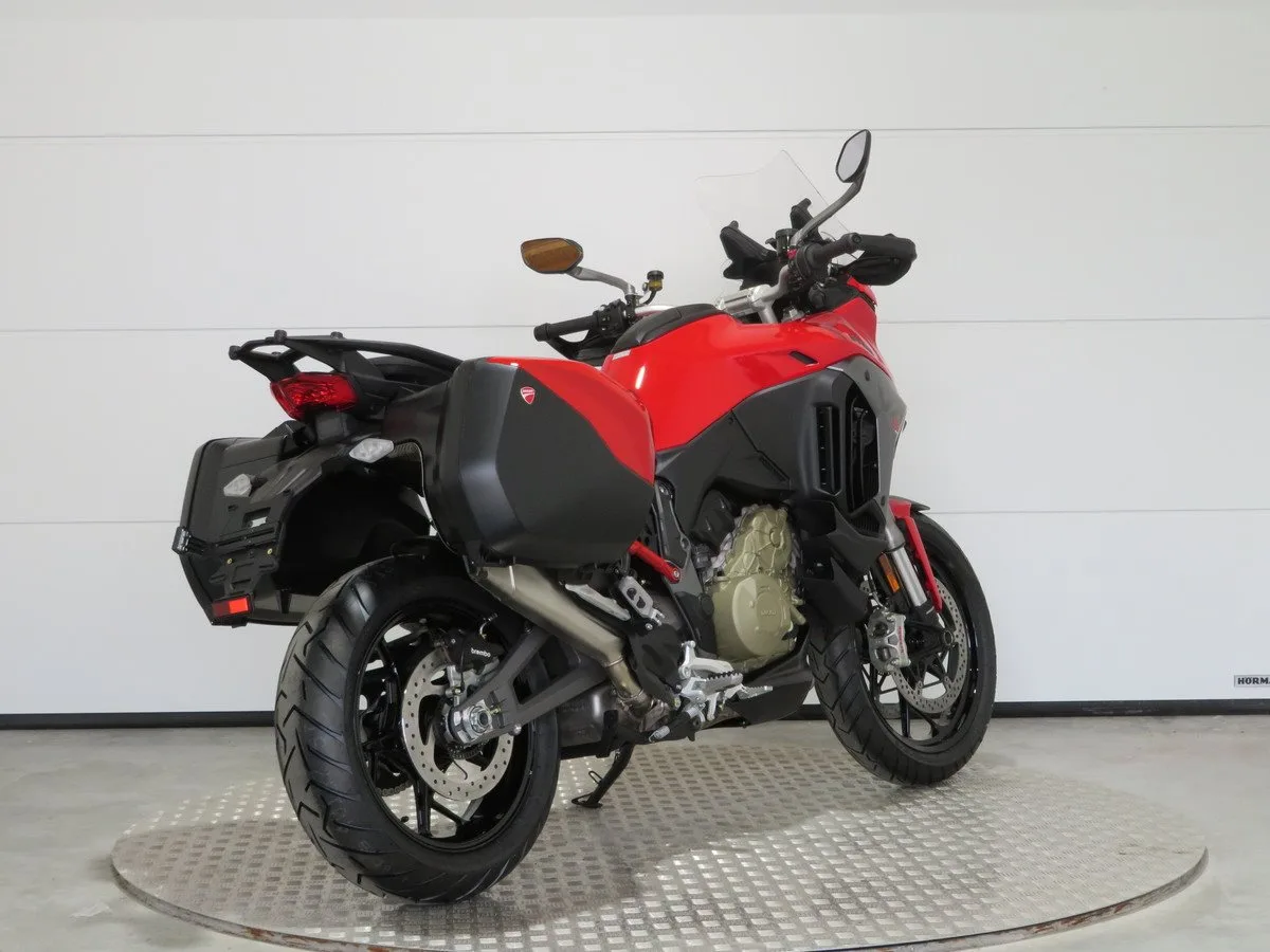 Ducati Multistrada V4 S