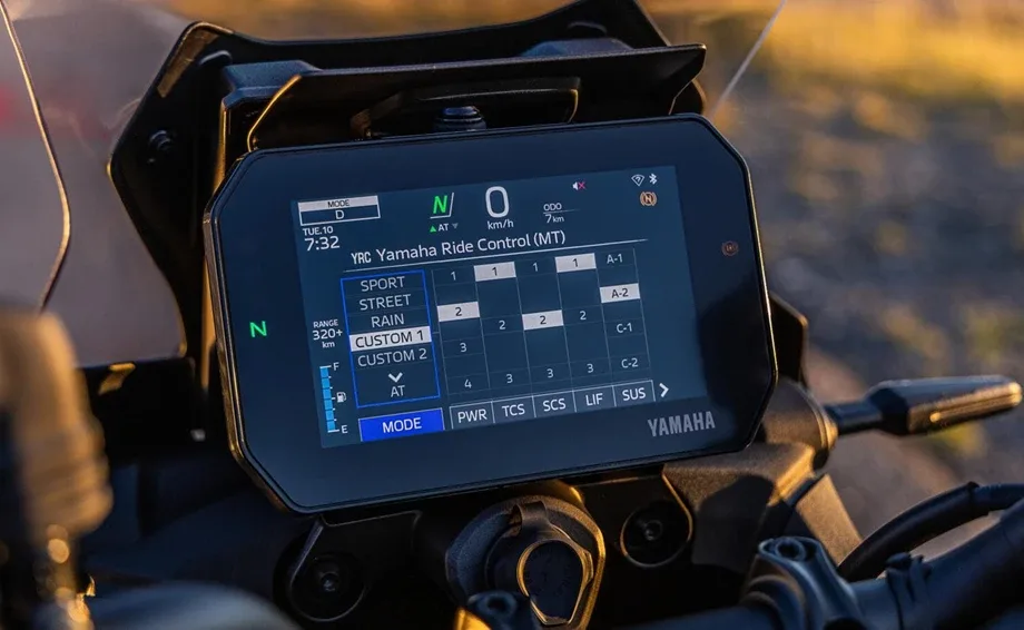 Yamaha Tracer 9 GT+ Y-AMT, MY 2025 - Icon Performance