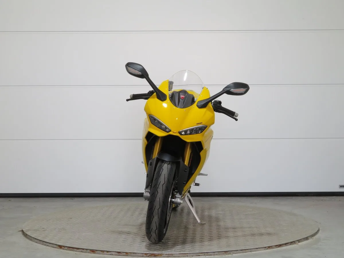 Ducati Panigale V2 S