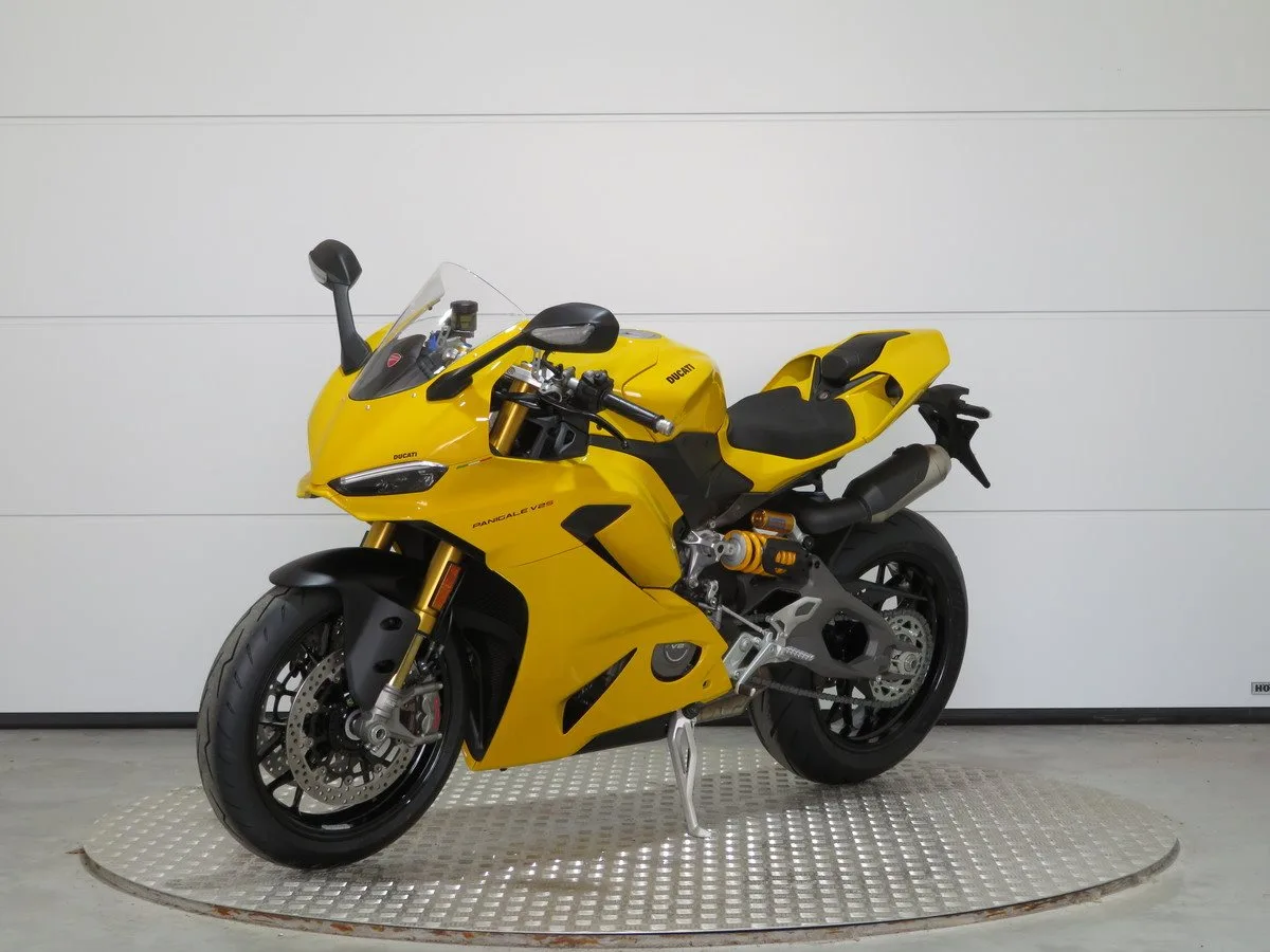 Ducati Panigale V2 S
