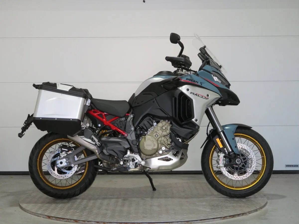 Ducati Multistrada V4 Rally Travel & Radar