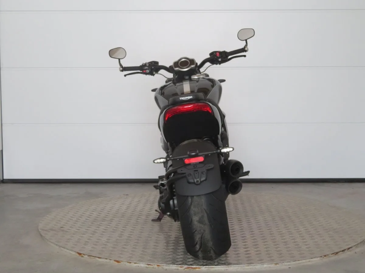 Triumph Rocket 3 Storm GT