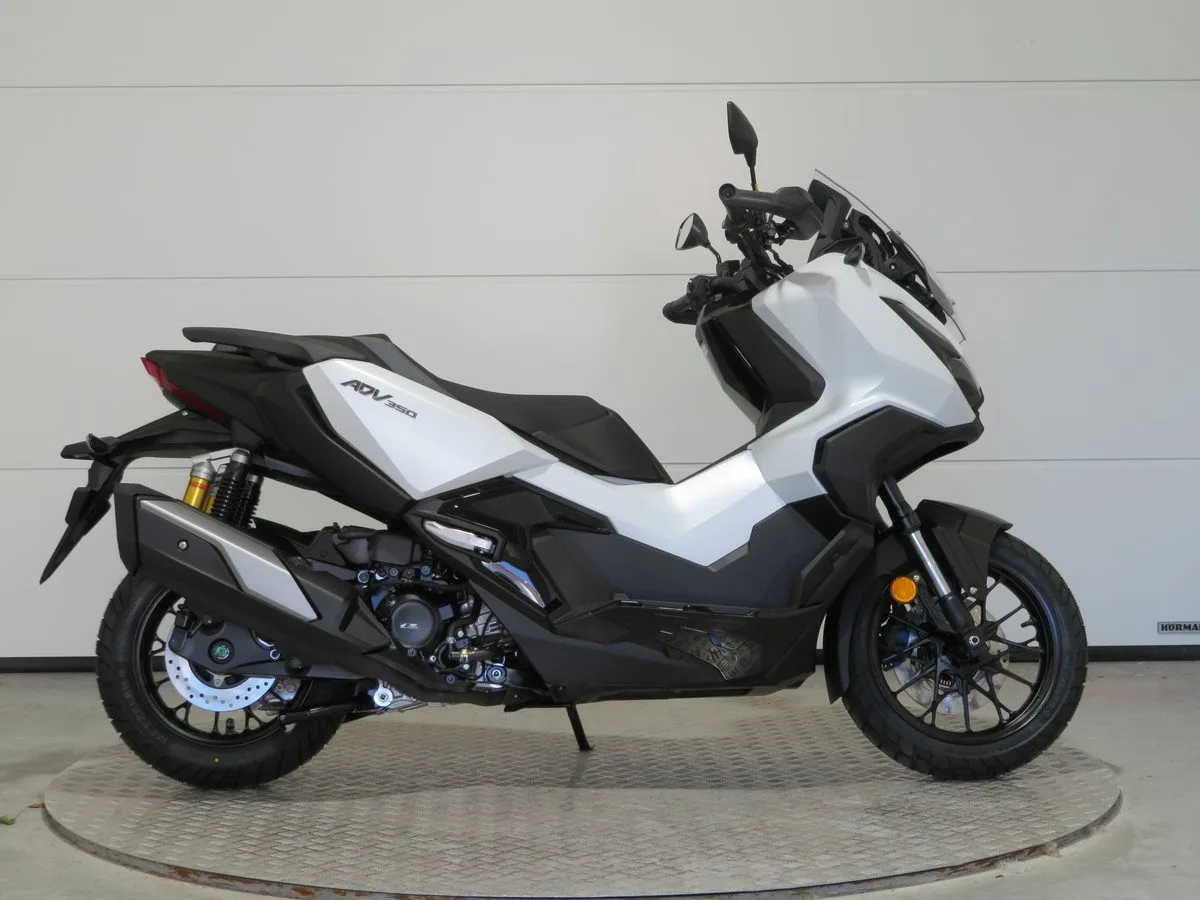Honda ADV350