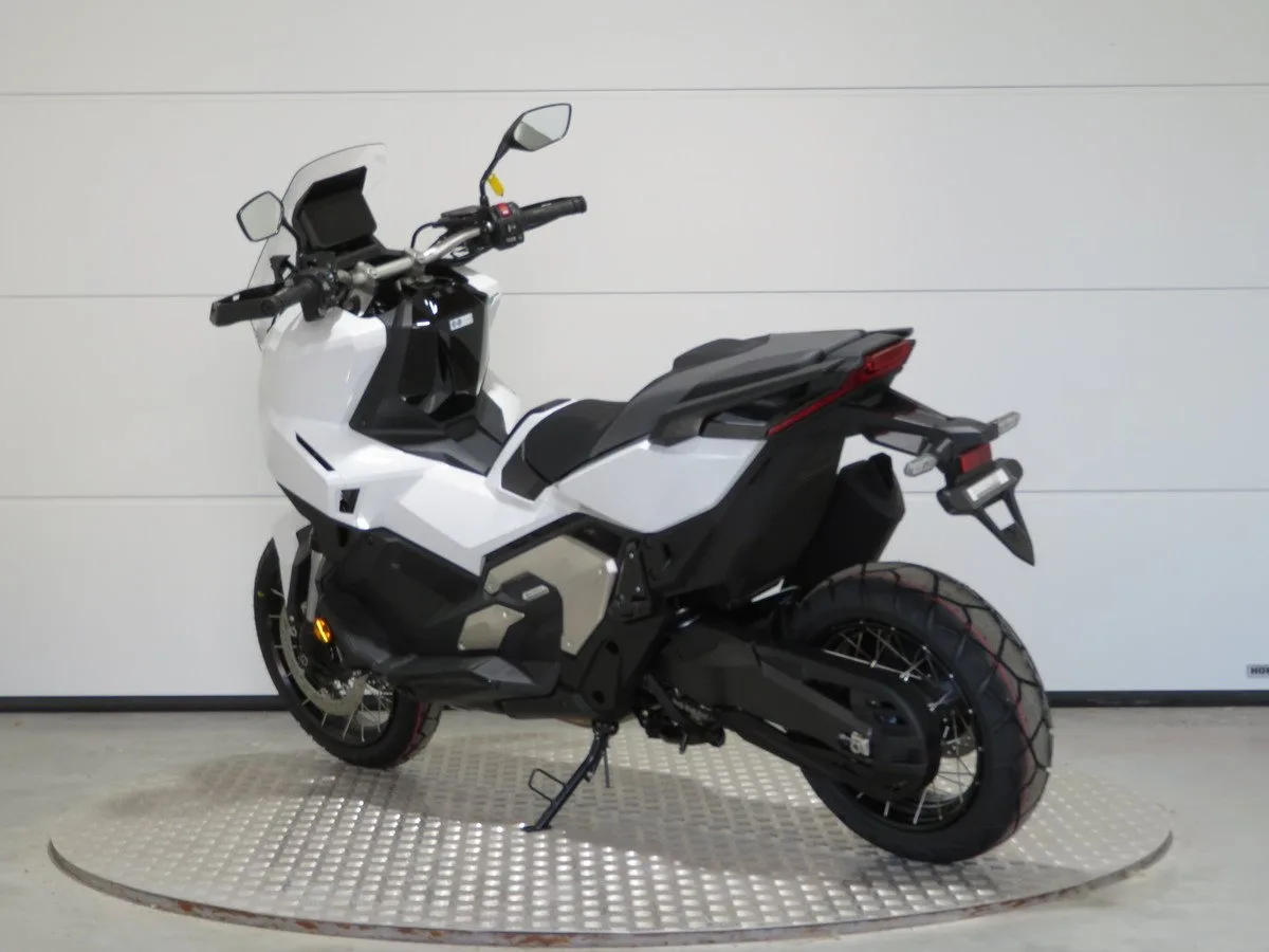 Honda X-ADV 750