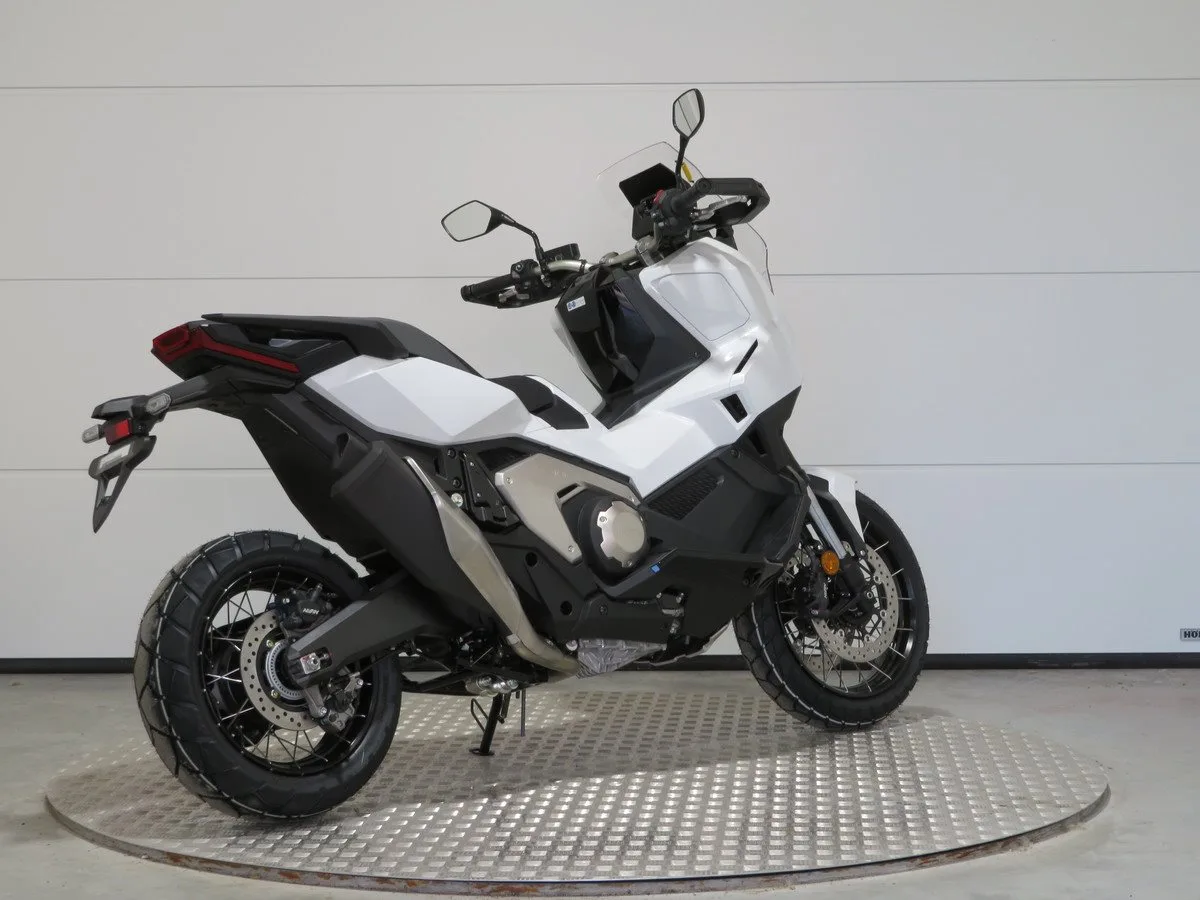 Honda X-ADV 750