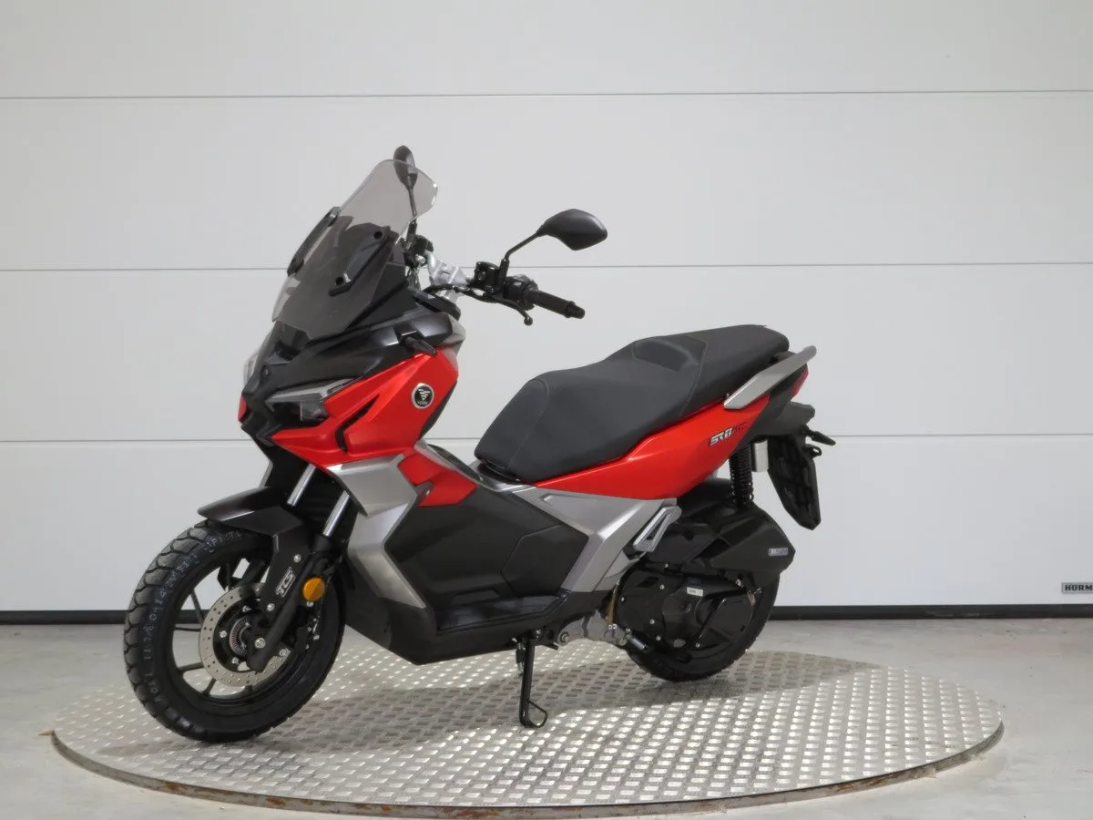 Voge SR1 125 ABS TCS