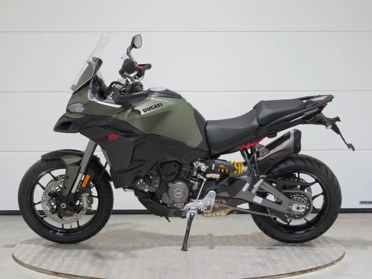 Ducati Multistrada V2 S