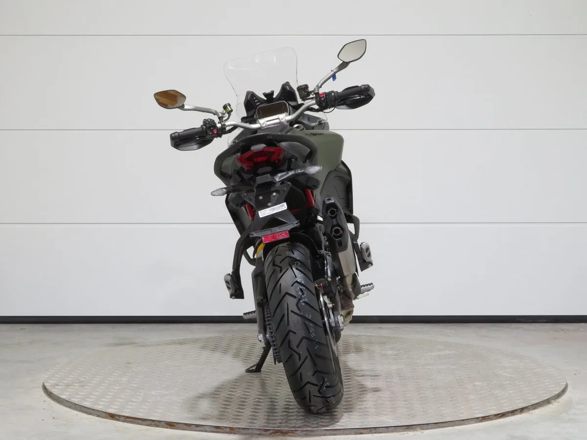 Ducati Multistrada V2 S