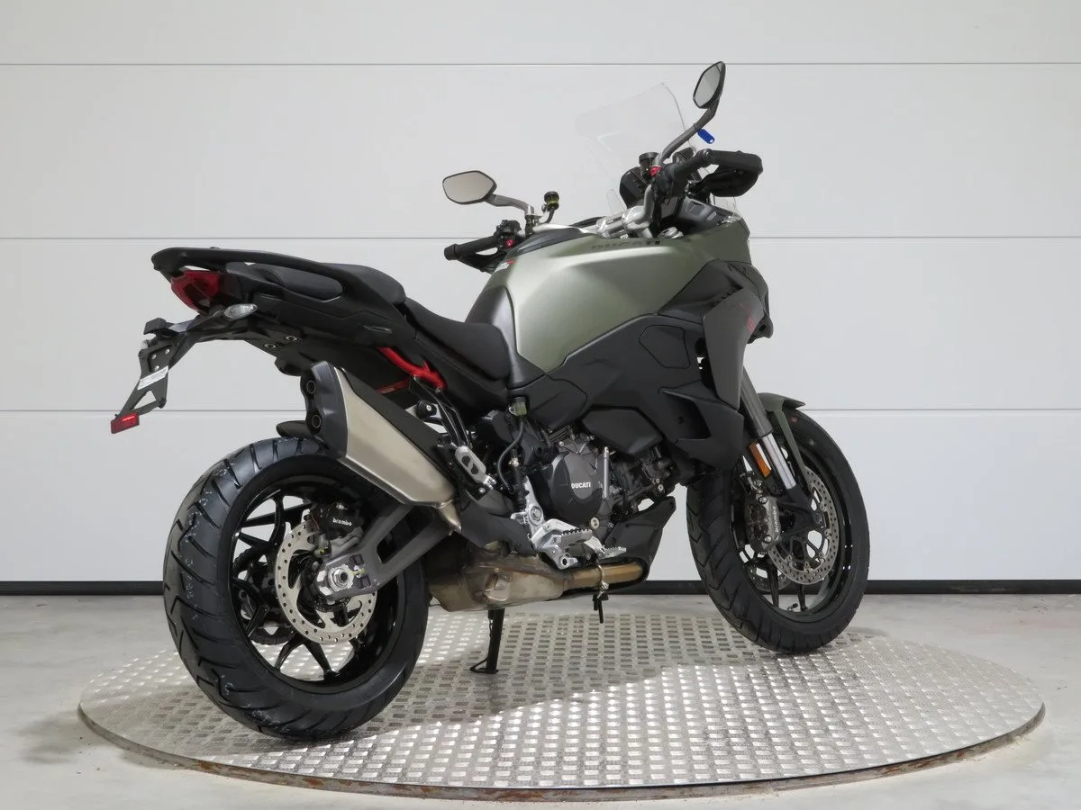 Ducati Multistrada V2 S