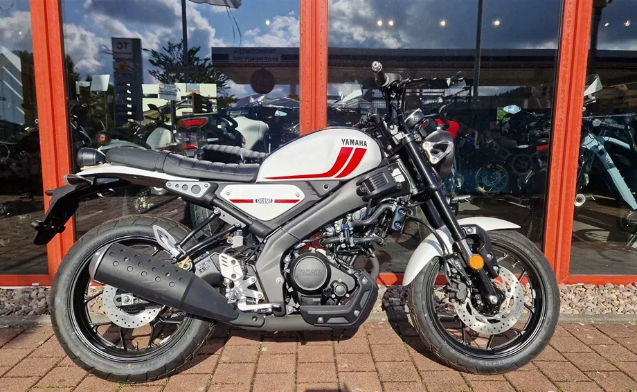 Yamaha XSR125, MY 2025 - Legend White