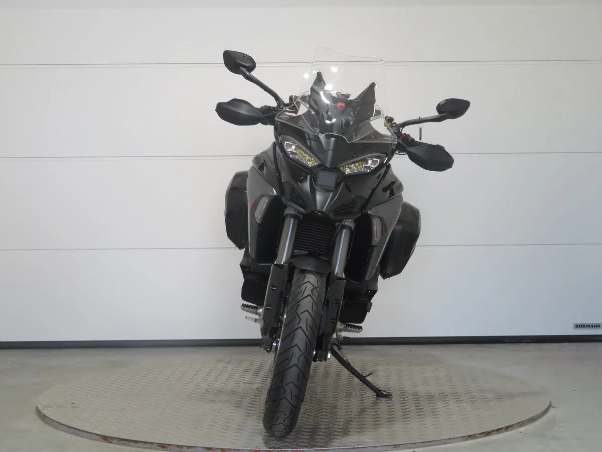 Ducati Multistrada V4 S TRAVEL RADAR