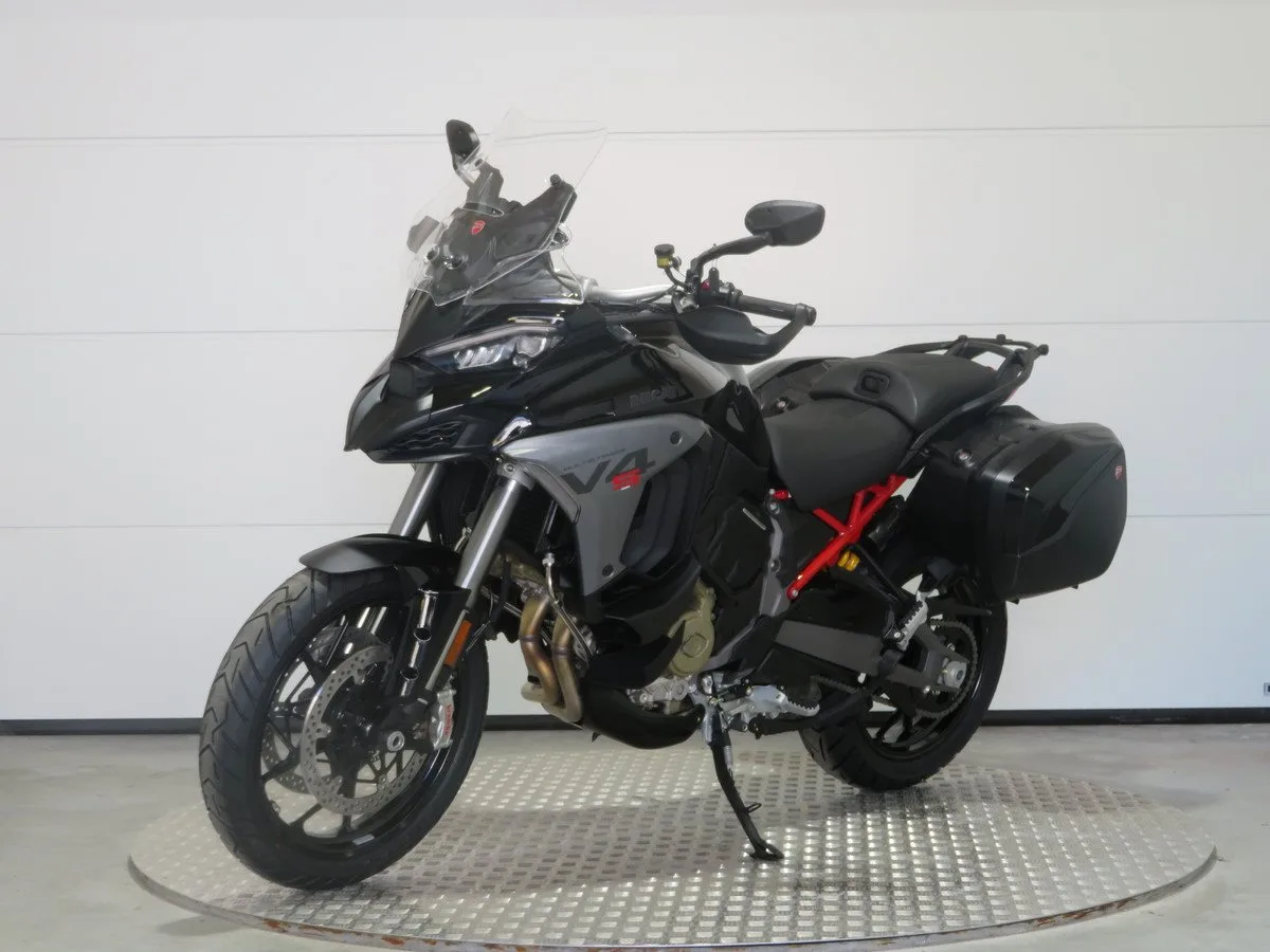Ducati Multistrada V4 S TRAVEL RADAR