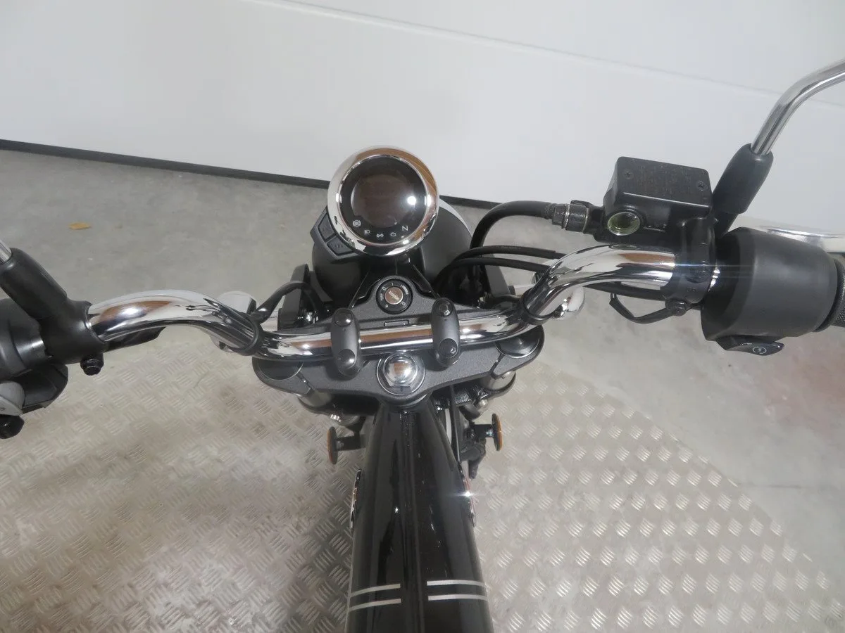 Honda Dax 125