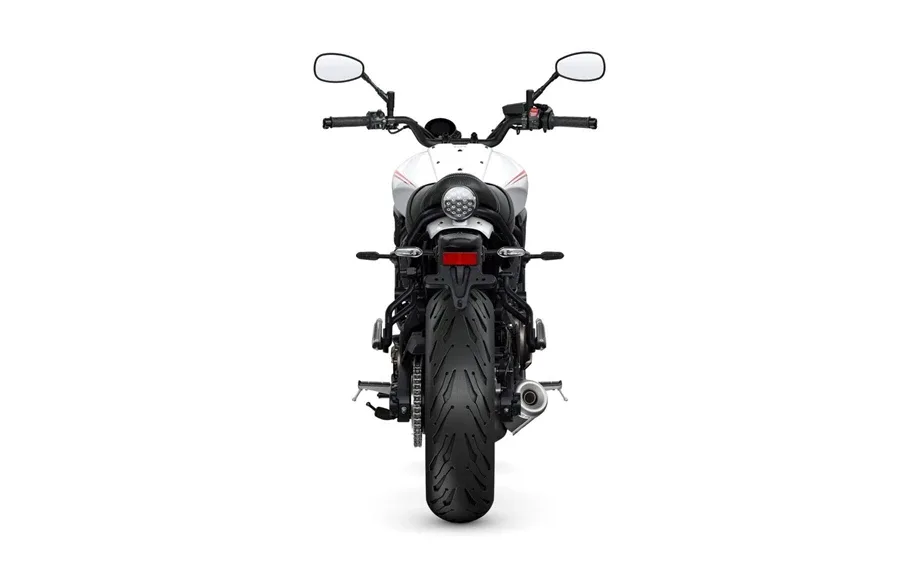Yamaha XSR700, MY 2025 - Historic White