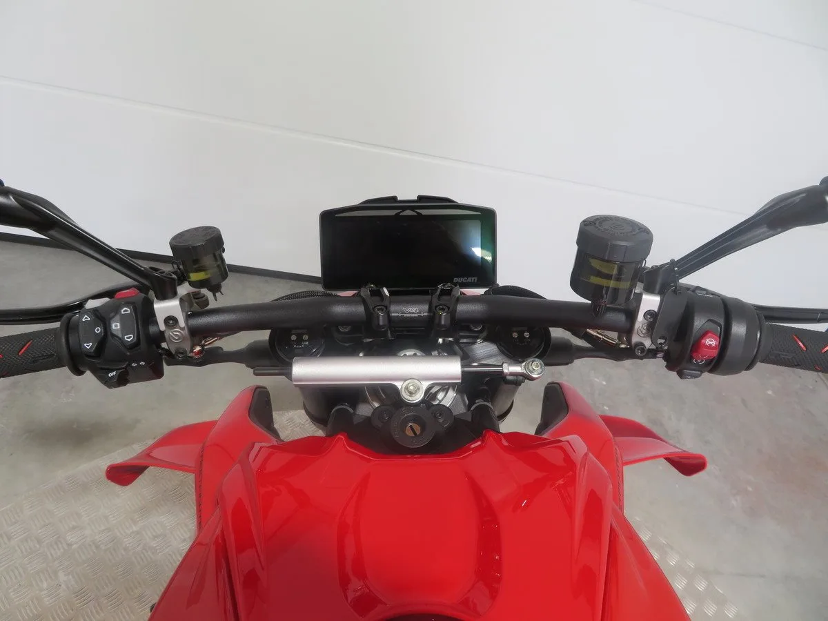 Ducati Streetfighter V4