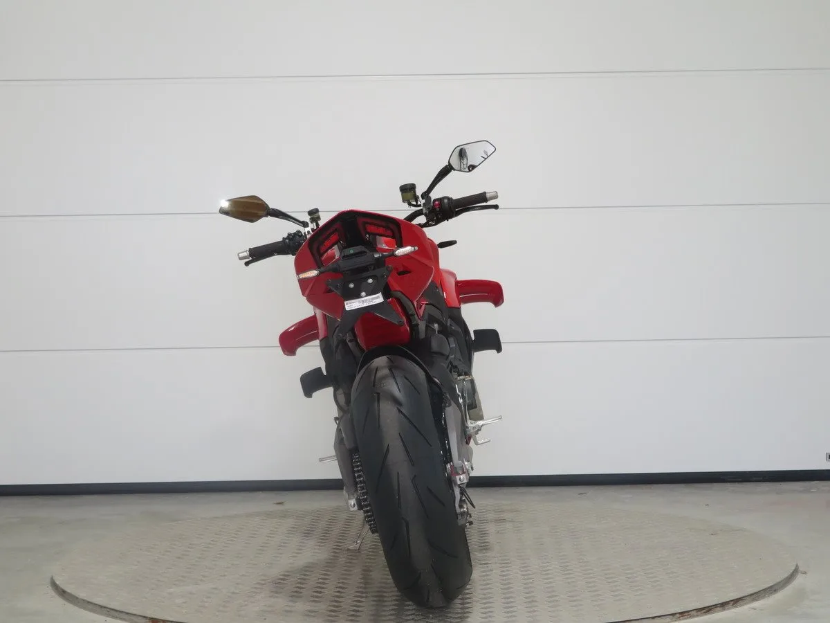 Ducati Streetfighter V4