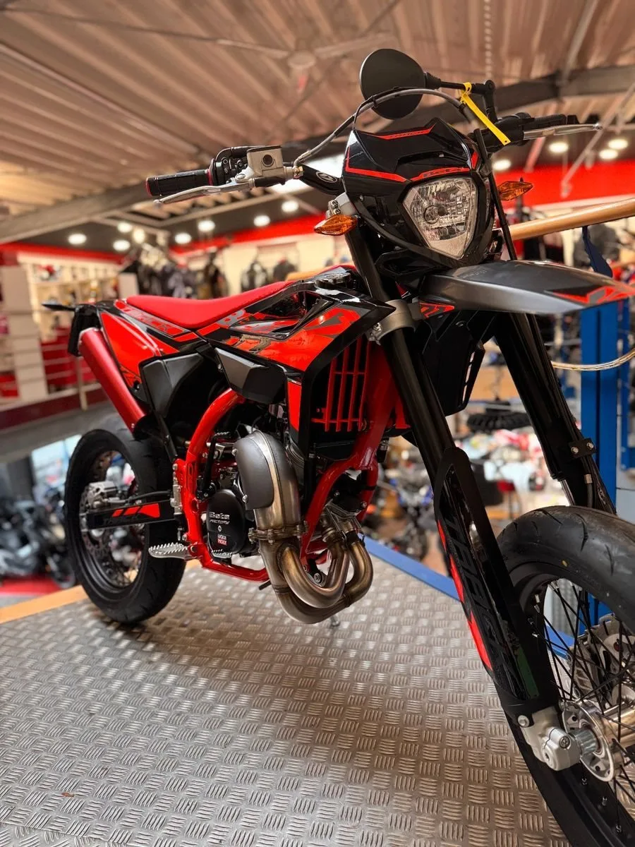 Beta RR 50 Motard Track