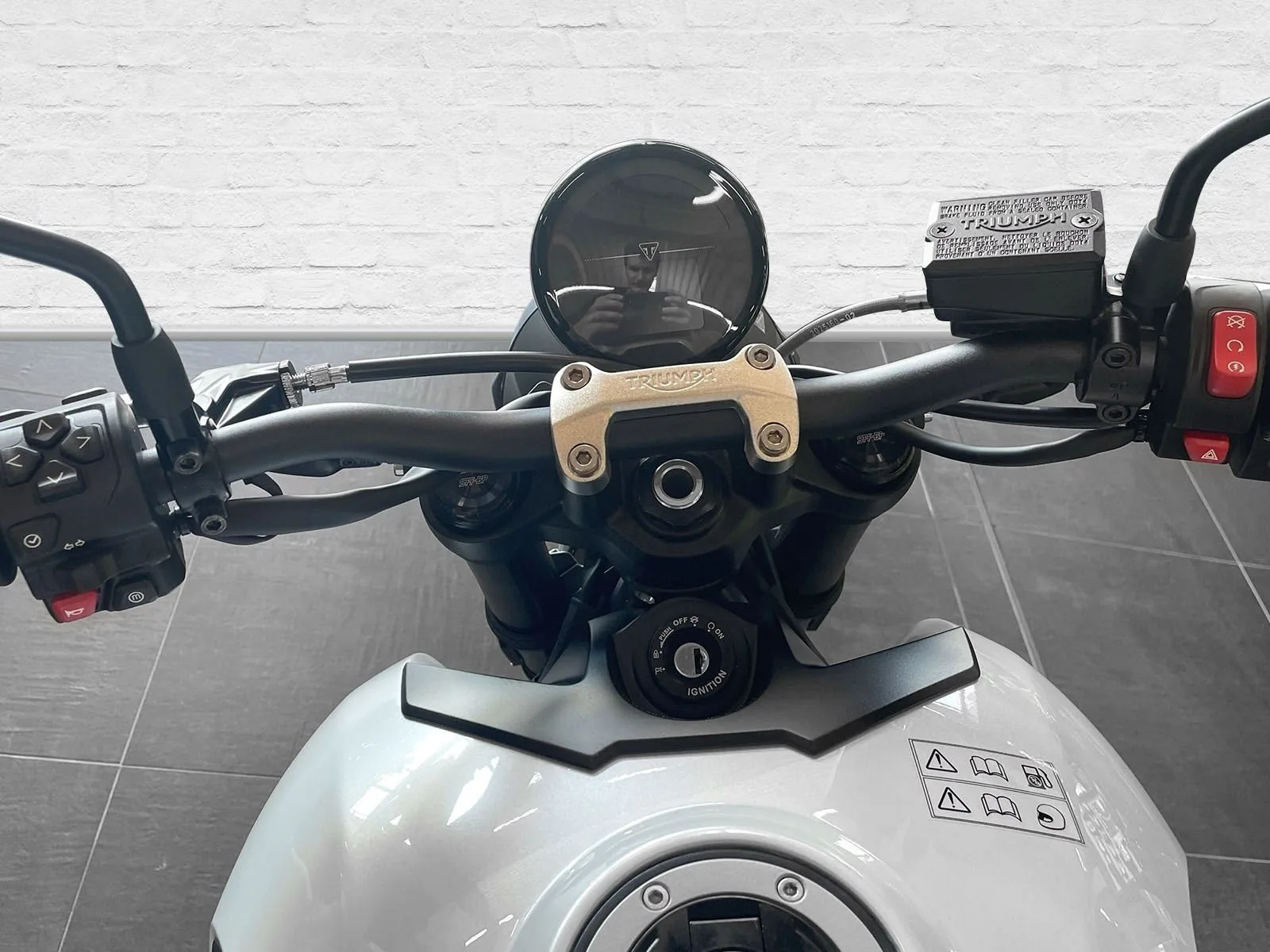 Triumph Trident 660