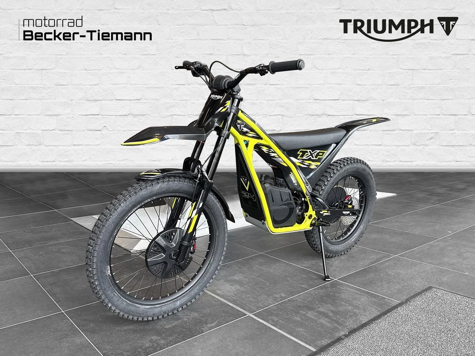 Triumph TXP-24