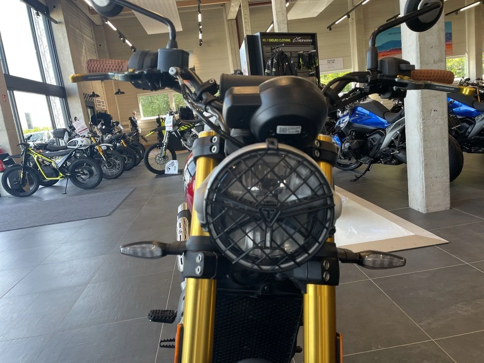 Triumph Scrambler 400 X