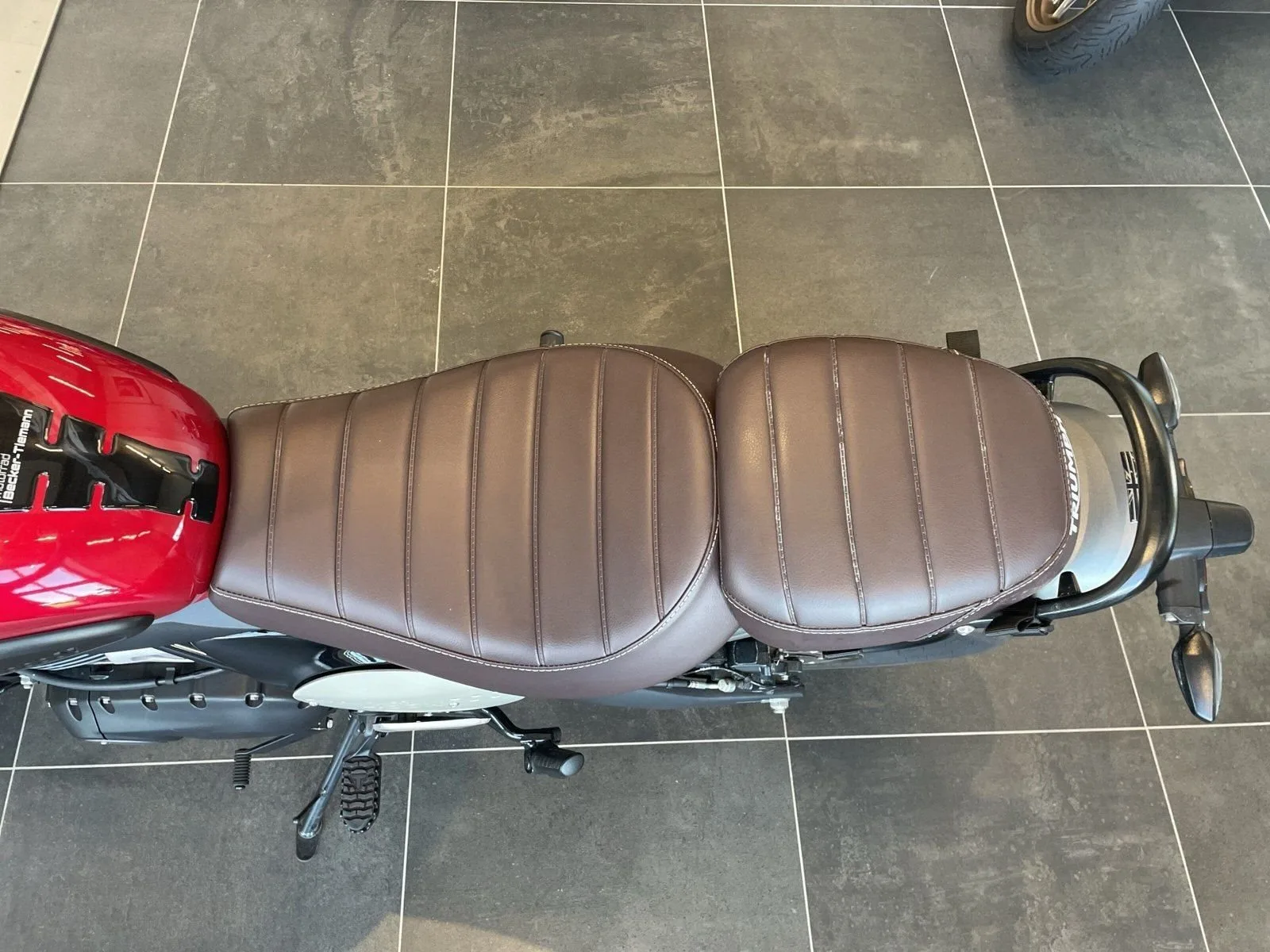 Triumph Scrambler 400 X