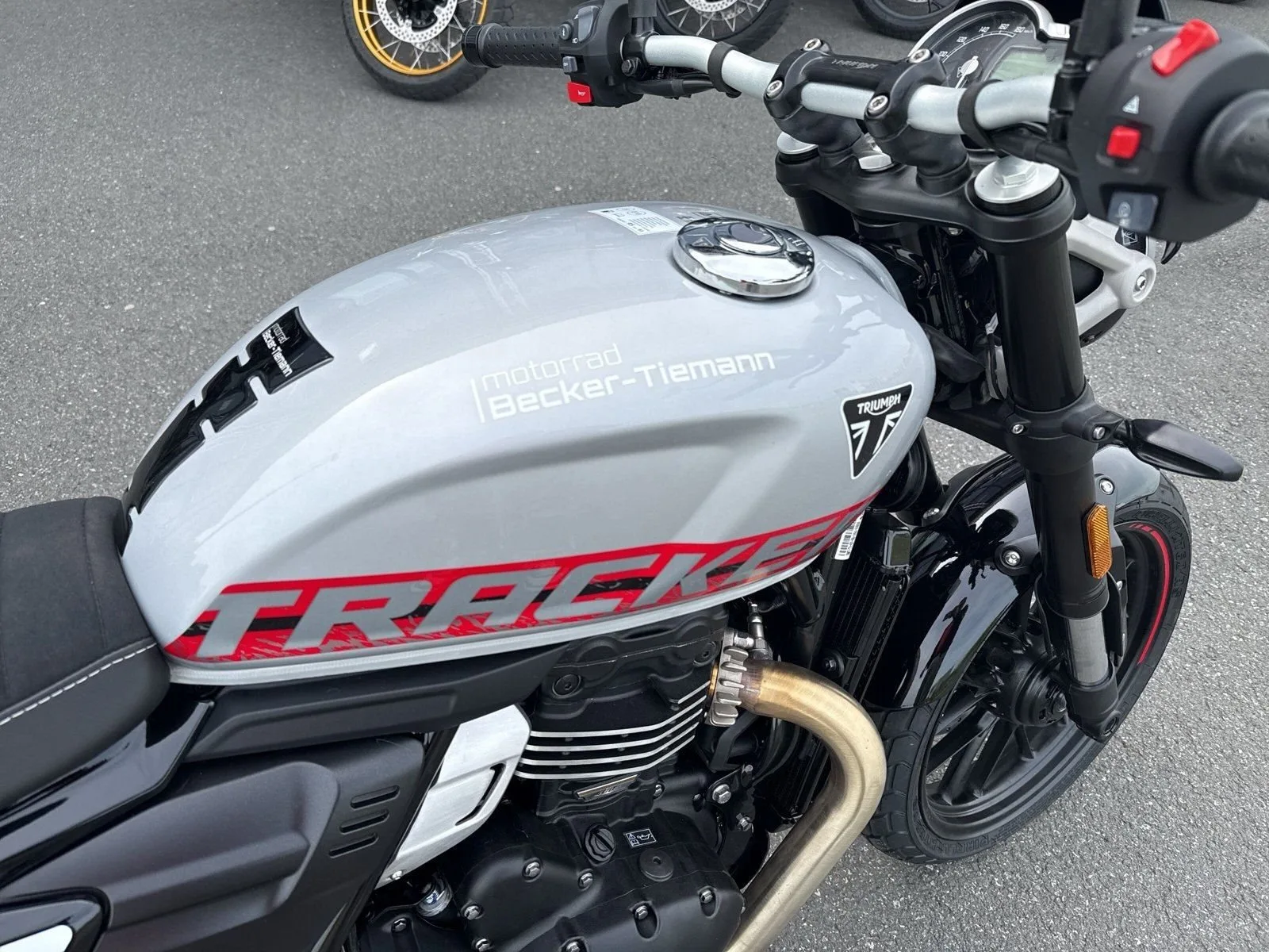 Triumph Tracker 400