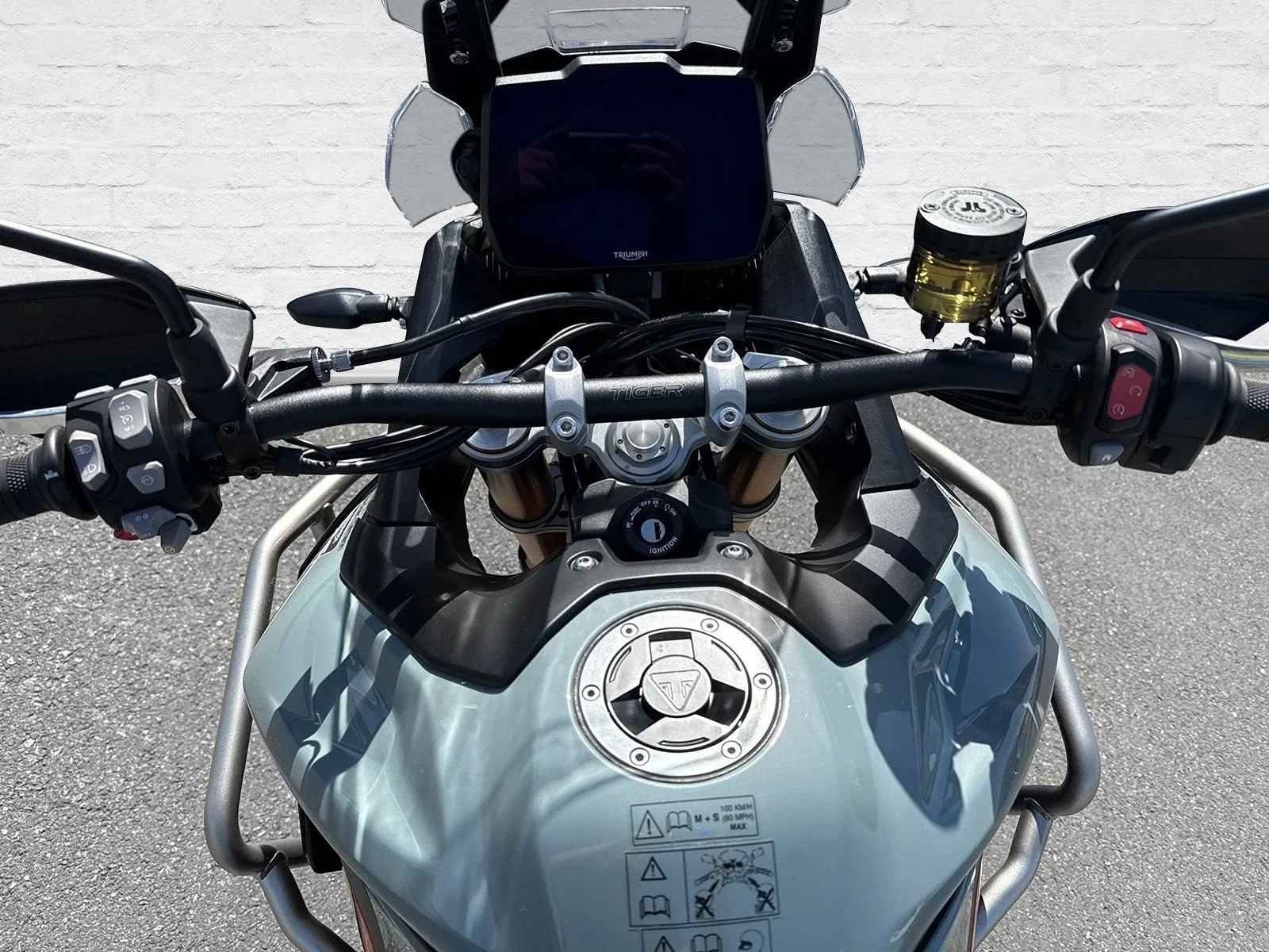 Triumph Tiger 900 Desert Edition