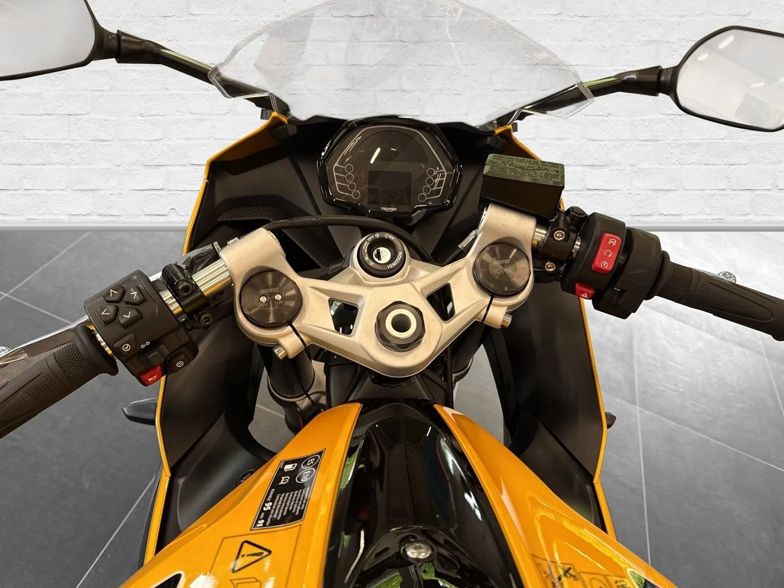 Triumph Daytona 660