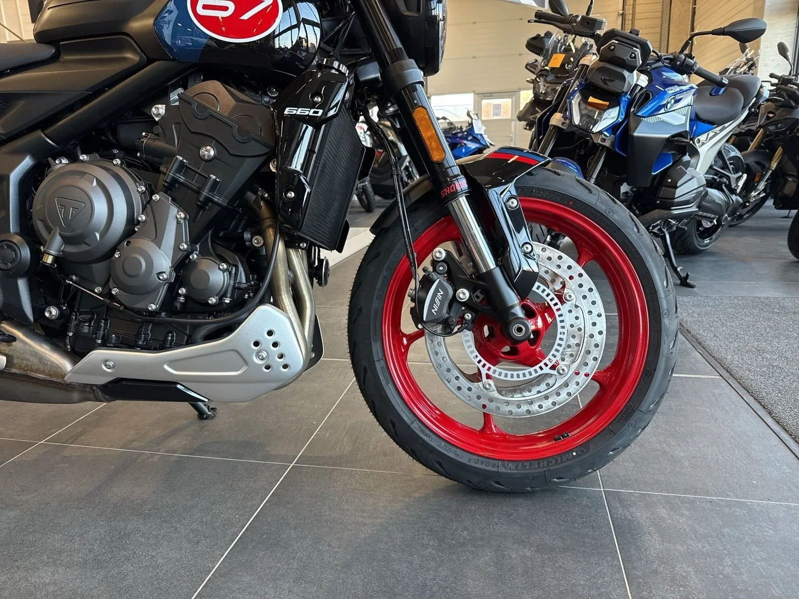 Triumph Trident 660 Triple Tribute